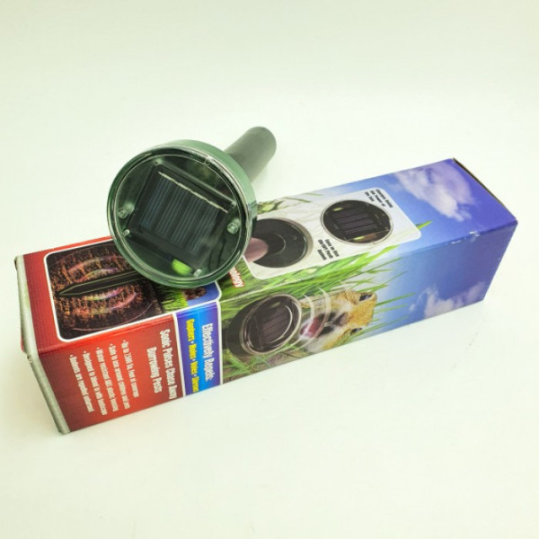 Ультразвуковой отпугиватель кротов, насекомых, грызунов Garden Pro D-1102, на солнечной батарее, влагозащищенн