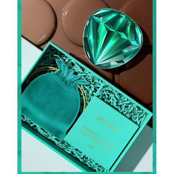 Трехцветный тональный кушон Drawshe Emerald Crystal Glow, сменный блок, увлажнение, 24 г