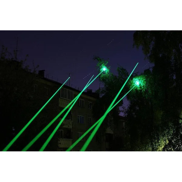 Мощная зеленая лазерная указка Green Laser 303