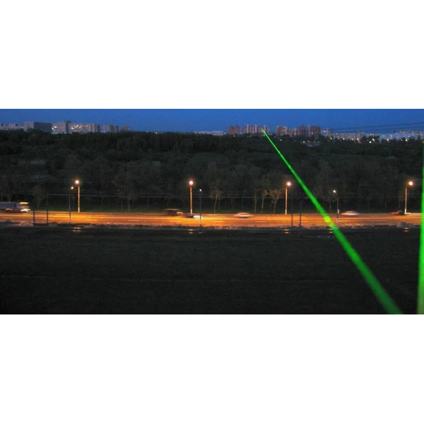 Мощная зеленая лазерная указка Green Laser 303